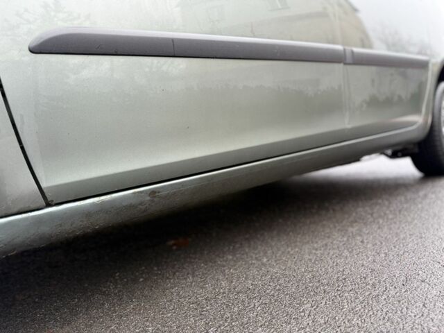 Зеленый Шкода Румстер, объемом двигателя 1.9 л и пробегом 300 тыс. км за 2850 $, фото 8 на Automoto.ua