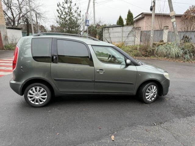 Зеленый Шкода Румстер, объемом двигателя 1.9 л и пробегом 300 тыс. км за 2850 $, фото 1 на Automoto.ua