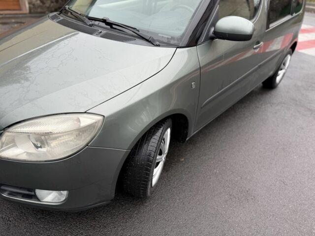 Зеленый Шкода Румстер, объемом двигателя 1.9 л и пробегом 300 тыс. км за 2850 $, фото 5 на Automoto.ua