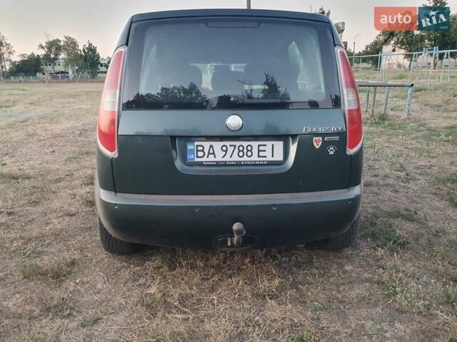 Зеленый Шкода Румстер, объемом двигателя 1.39 л и пробегом 385 тыс. км за 3900 $, фото 5 на Automoto.ua