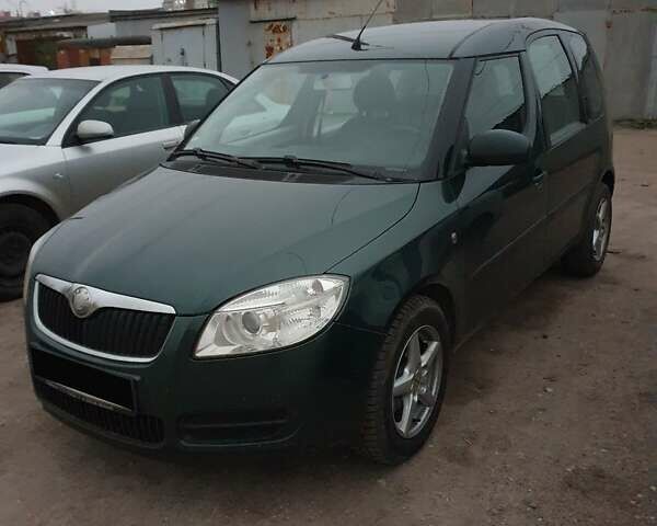 Зеленый Шкода Румстер, объемом двигателя 1.39 л и пробегом 385 тыс. км за 3900 $, фото 4 на Automoto.ua