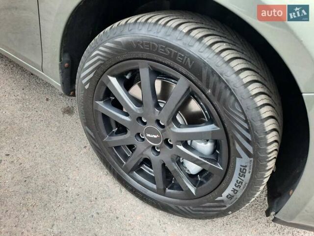 Зелений Шкода Румстер, об'ємом двигуна 1.6 л та пробігом 177 тис. км за 7100 $, фото 73 на Automoto.ua
