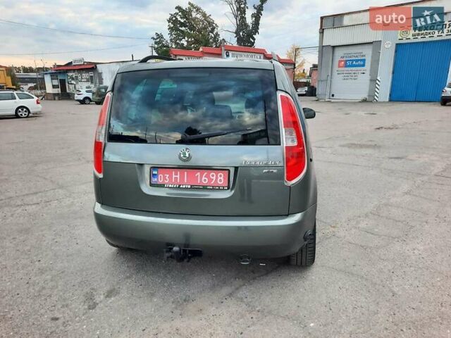 Зелений Шкода Румстер, об'ємом двигуна 1.6 л та пробігом 177 тис. км за 7100 $, фото 12 на Automoto.ua