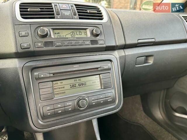 Зелений Шкода Румстер, об'ємом двигуна 1.6 л та пробігом 188 тис. км за 6850 $, фото 26 на Automoto.ua