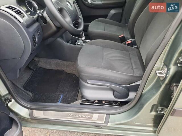 Зелений Шкода Румстер, об'ємом двигуна 1.6 л та пробігом 177 тис. км за 7100 $, фото 29 на Automoto.ua