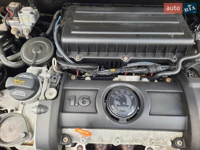 Зелений Шкода Румстер, об'ємом двигуна 1.6 л та пробігом 177 тис. км за 7100 $, фото 75 на Automoto.ua