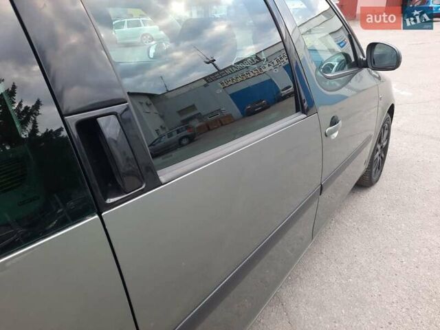 Зелений Шкода Румстер, об'ємом двигуна 1.6 л та пробігом 177 тис. км за 7100 $, фото 63 на Automoto.ua