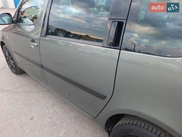 Зелений Шкода Румстер, об'ємом двигуна 1.6 л та пробігом 177 тис. км за 7100 $, фото 44 на Automoto.ua