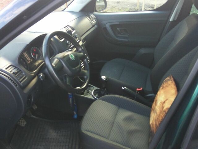 Зелений Шкода Румстер, об'ємом двигуна 0 л та пробігом 300 тис. км за 4450 $, фото 4 на Automoto.ua