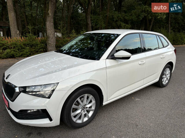 Білий Шкода Scala, об'ємом двигуна 1.6 л та пробігом 290 тис. км за 12700 $, фото 8 на Automoto.ua