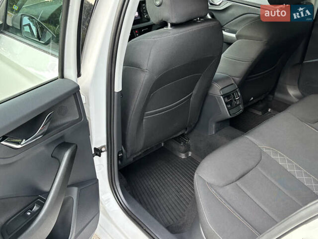 Білий Шкода Scala, об'ємом двигуна 1.6 л та пробігом 290 тис. км за 12700 $, фото 12 на Automoto.ua