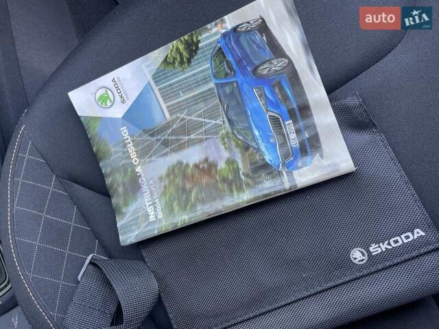 Белый Шкода Scala, объемом двигателя 1.6 л и пробегом 293 тыс. км за 12900 $, фото 71 на Automoto.ua
