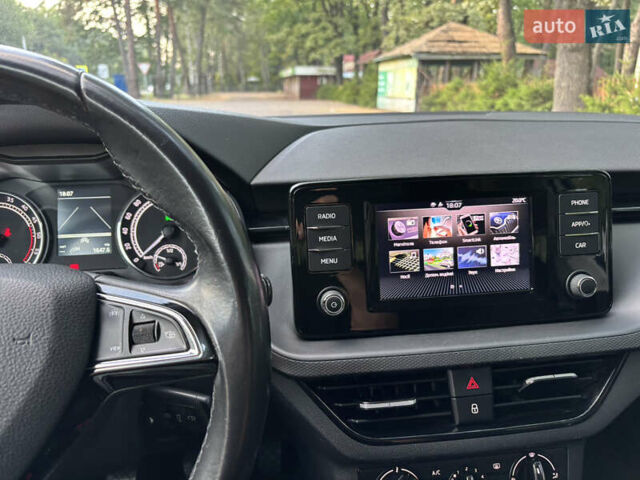 Білий Шкода Scala, об'ємом двигуна 1.6 л та пробігом 290 тис. км за 12700 $, фото 10 на Automoto.ua