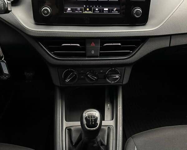 Білий Шкода Scala, об'ємом двигуна 1.6 л та пробігом 169 тис. км за 13500 $, фото 9 на Automoto.ua