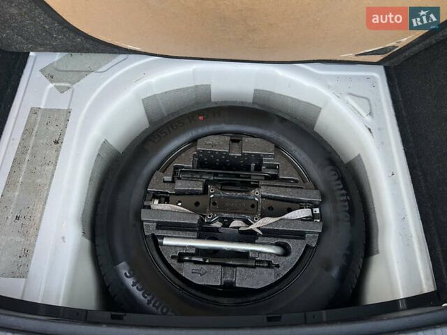 Білий Шкода Scala, об'ємом двигуна 1.6 л та пробігом 167 тис. км за 13999 $, фото 34 на Automoto.ua