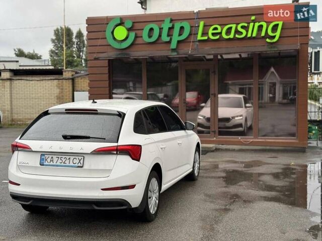 Білий Шкода Scala, об'ємом двигуна 1.6 л та пробігом 169 тис. км за 13500 $, фото 3 на Automoto.ua