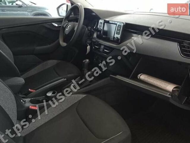 Білий Шкода Scala, об'ємом двигуна 1.6 л та пробігом 47 тис. км за 16755 $, фото 23 на Automoto.ua