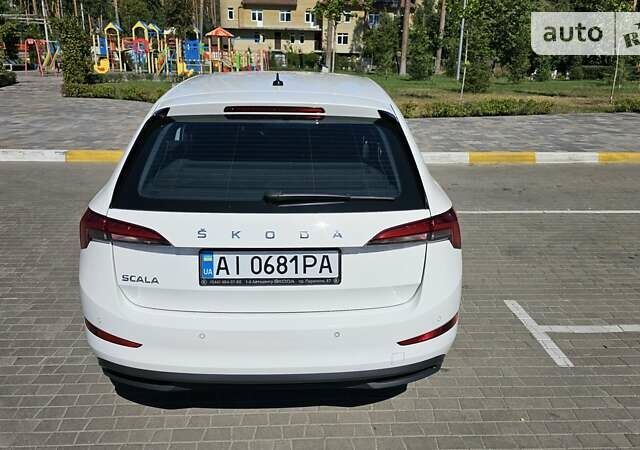 Білий Шкода Scala, об'ємом двигуна 1.6 л та пробігом 16 тис. км за 19500 $, фото 9 на Automoto.ua