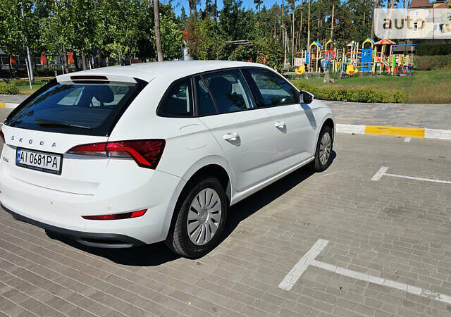 Білий Шкода Scala, об'ємом двигуна 1.6 л та пробігом 16 тис. км за 19500 $, фото 5 на Automoto.ua