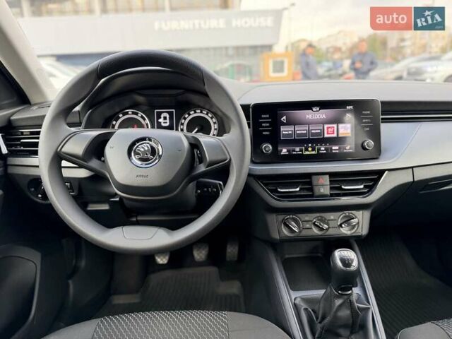 Белый Шкода Scala, объемом двигателя 1.6 л и пробегом 113 тыс. км за 15090 $, фото 17 на Automoto.ua