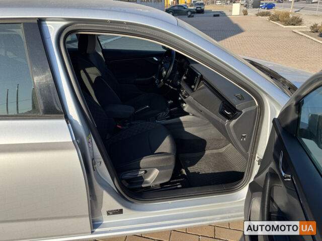Білий Шкода Scala, об'ємом двигуна 1.5 л та пробігом 116 тис. км за 650000 $, фото 3 на Automoto.ua