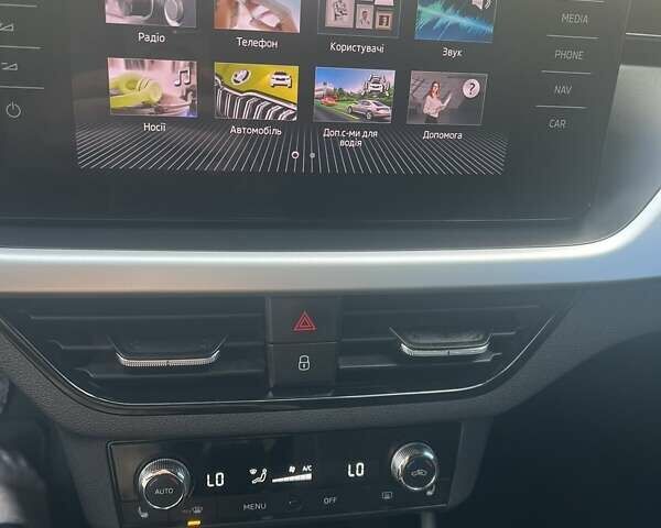 Черный Шкода Scala, объемом двигателя 1 л и пробегом 69 тыс. км за 15900 $, фото 13 на Automoto.ua