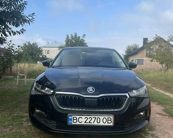 Черный Шкода Scala, объемом двигателя 1 л и пробегом 69 тыс. км за 15900 $, фото 1 на Automoto.ua