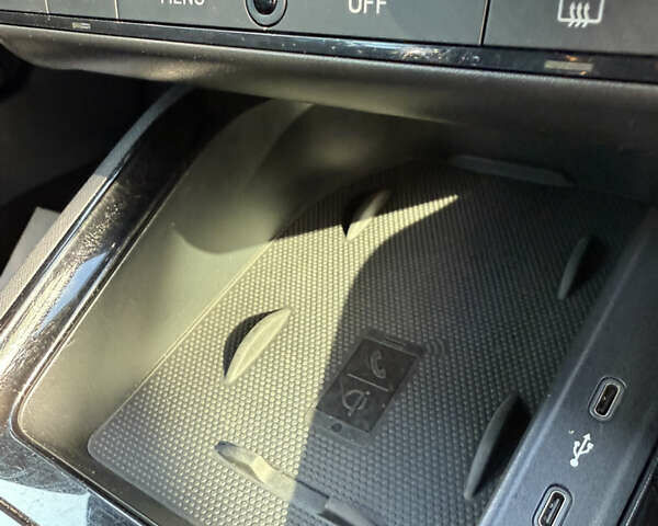 Чорний Шкода Scala, об'ємом двигуна 1.6 л та пробігом 191 тис. км за 17900 $, фото 37 на Automoto.ua