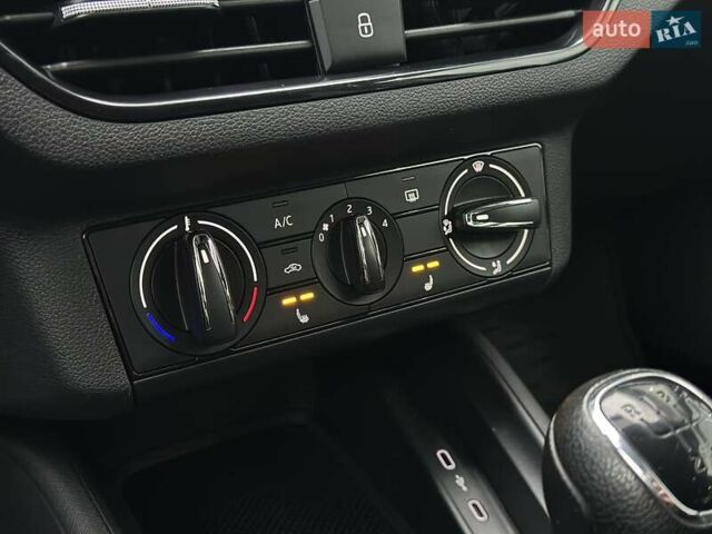 Чорний Шкода Scala, об'ємом двигуна 1.6 л та пробігом 76 тис. км за 15800 $, фото 22 на Automoto.ua