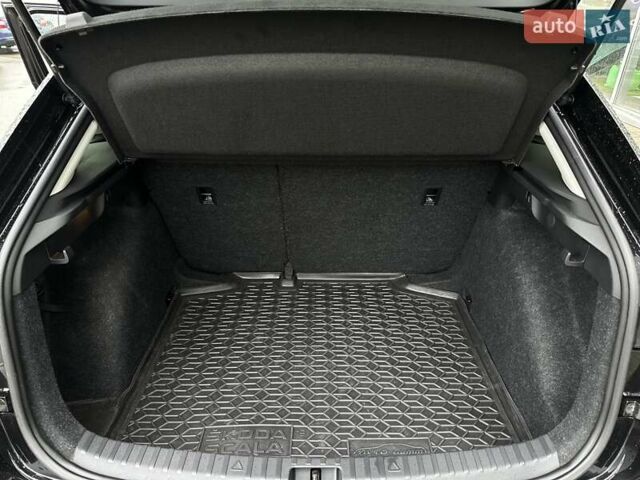 Чорний Шкода Scala, об'ємом двигуна 1.6 л та пробігом 76 тис. км за 15800 $, фото 28 на Automoto.ua