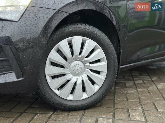 Чорний Шкода Scala, об'ємом двигуна 1.6 л та пробігом 76 тис. км за 15800 $, фото 1 на Automoto.ua