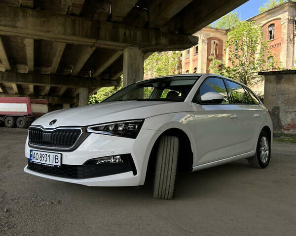 Шкода Scala, об'ємом двигуна 1.6 л та пробігом 61 тис. км за 14999 $, фото 4 на Automoto.ua