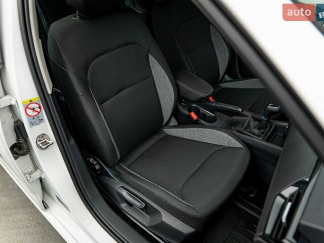 Шкода Scala, объемом двигателя 1 л и пробегом 29 тыс. км за 17000 $, фото 18 на Automoto.ua