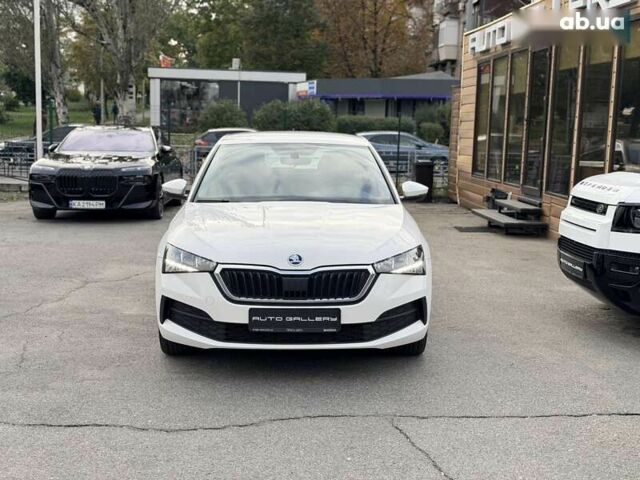 Шкода Scala, объемом двигателя 0 л и пробегом 113 тыс. км за 15399 $, фото 10 на Automoto.ua