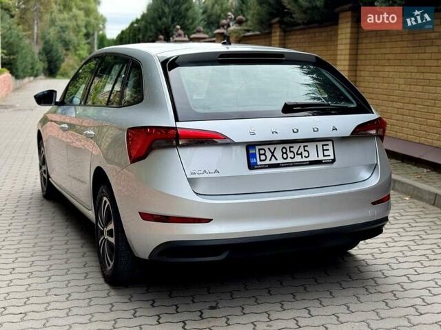 Сірий Шкода Scala, об'ємом двигуна 1.5 л та пробігом 116 тис. км за 14900 $, фото 9 на Automoto.ua