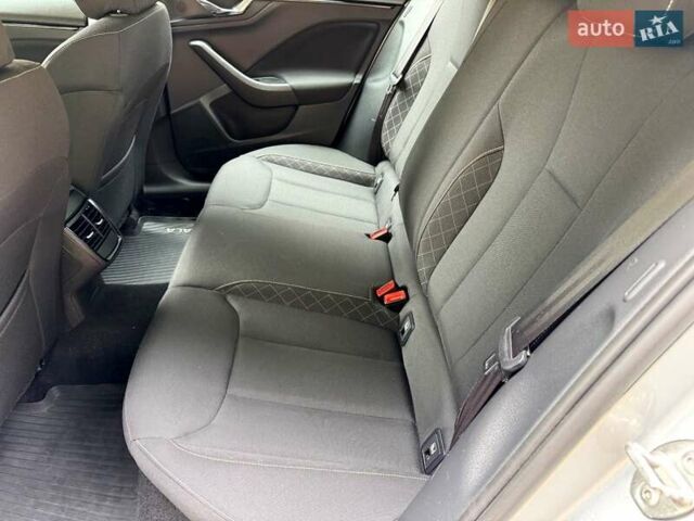 Сірий Шкода Scala, об'ємом двигуна 1.5 л та пробігом 116 тис. км за 14900 $, фото 18 на Automoto.ua