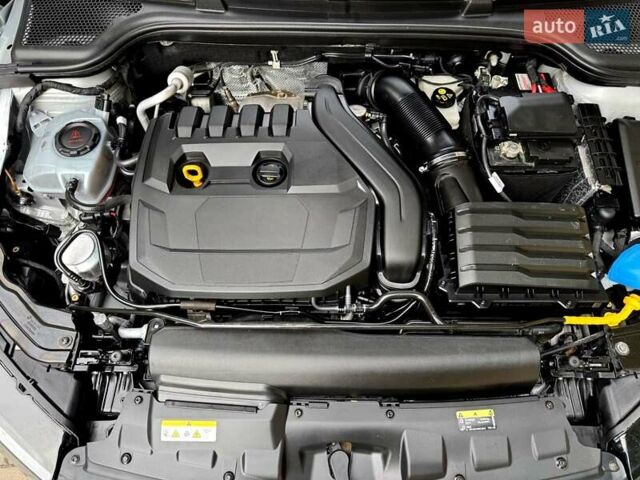 Сірий Шкода Scala, об'ємом двигуна 1.5 л та пробігом 116 тис. км за 14900 $, фото 53 на Automoto.ua