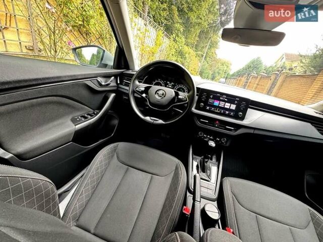 Сірий Шкода Scala, об'ємом двигуна 1.5 л та пробігом 116 тис. км за 14900 $, фото 28 на Automoto.ua