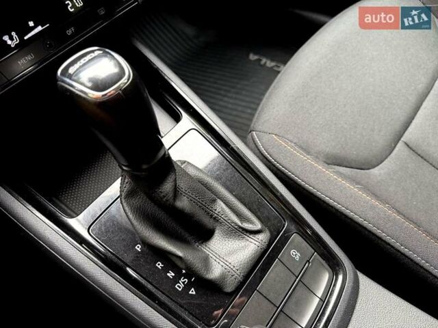 Сірий Шкода Scala, об'ємом двигуна 1.5 л та пробігом 116 тис. км за 14900 $, фото 49 на Automoto.ua