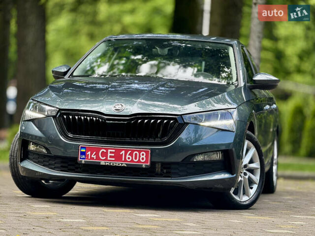 Серый Шкода Scala, объемом двигателя 1.6 л и пробегом 181 тыс. км за 15100 $, фото 3 на Automoto.ua