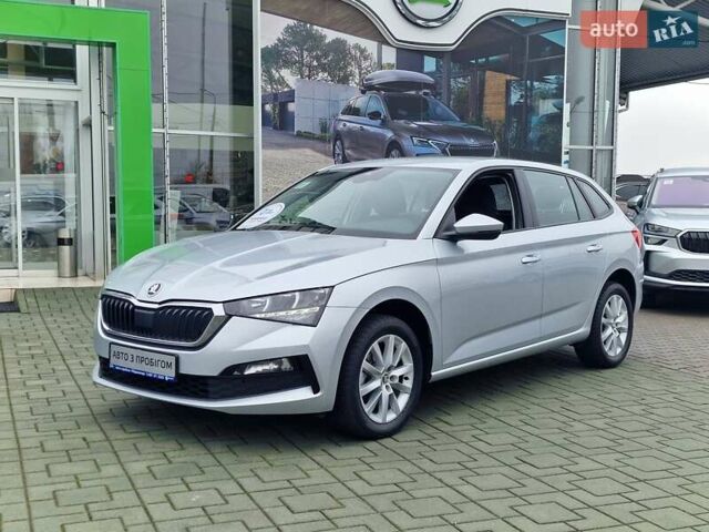 Серый Шкода Scala, объемом двигателя 1.6 л и пробегом 125 тыс. км за 17229 $, фото 1 на Automoto.ua