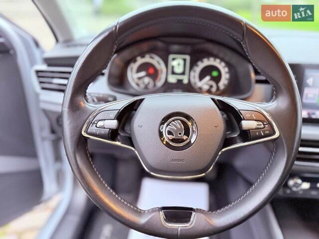 Серый Шкода Scala, объемом двигателя 1.6 л и пробегом 117 тыс. км за 16700 $, фото 11 на Automoto.ua