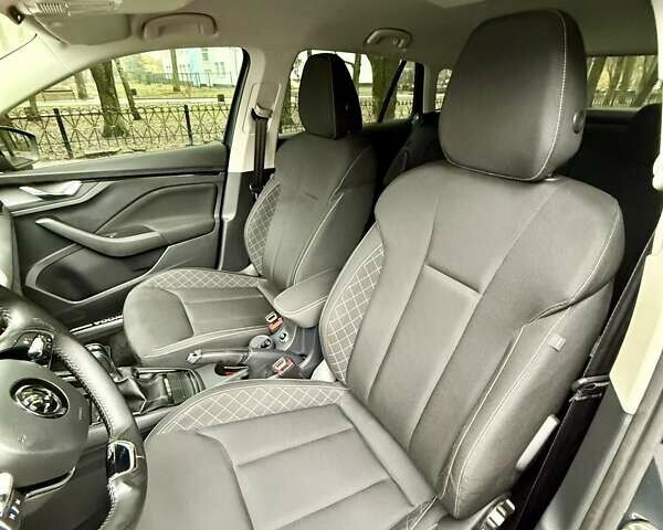 Сірий Шкода Scala, об'ємом двигуна 1.6 л та пробігом 21 тис. км за 17300 $, фото 10 на Automoto.ua