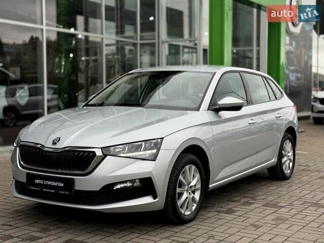 Серый Шкода Scala, объемом двигателя 1.6 л и пробегом 89 тыс. км за 18900 $, фото 5 на Automoto.ua