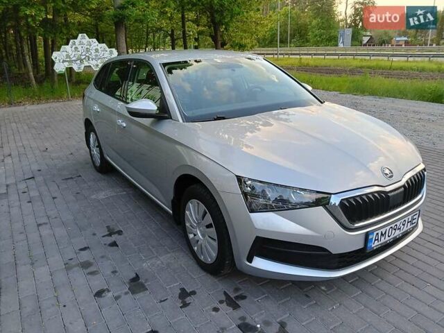 Серый Шкода Scala, объемом двигателя 1.6 л и пробегом 31 тыс. км за 19400 $, фото 8 на Automoto.ua