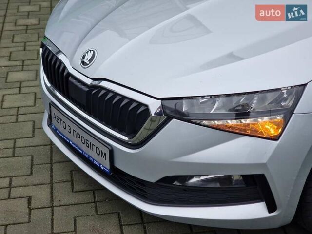 Серый Шкода Scala, объемом двигателя 1.6 л и пробегом 125 тыс. км за 17229 $, фото 9 на Automoto.ua