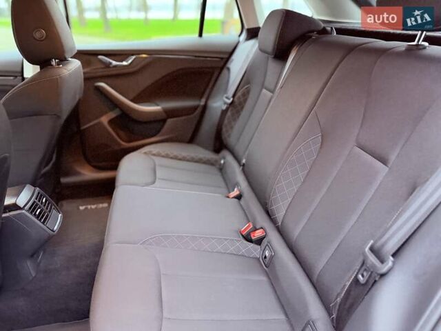 Серый Шкода Scala, объемом двигателя 1.6 л и пробегом 117 тыс. км за 16700 $, фото 12 на Automoto.ua