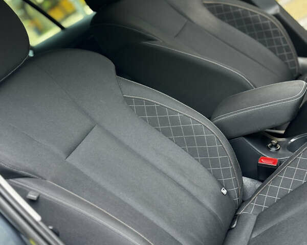 Серый Шкода Scala, объемом двигателя 1.6 л и пробегом 181 тыс. км за 14500 $, фото 77 на Automoto.ua