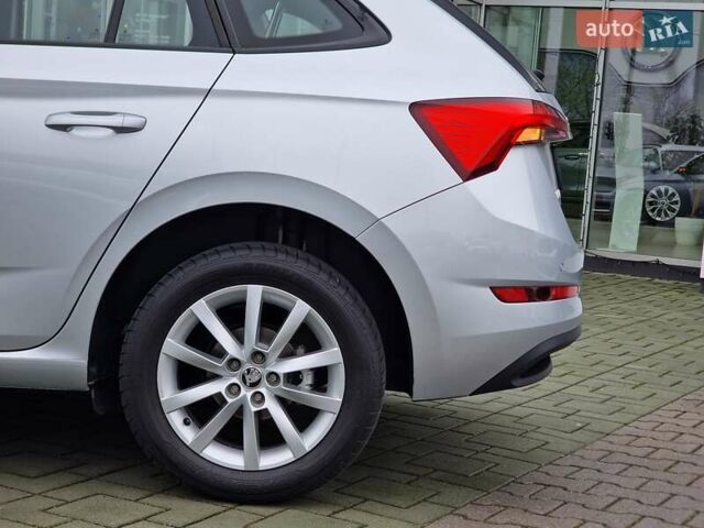 Серый Шкода Scala, объемом двигателя 1.6 л и пробегом 125 тыс. км за 17229 $, фото 10 на Automoto.ua