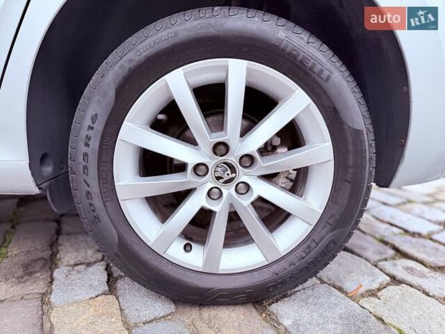 Серый Шкода Scala, объемом двигателя 1.6 л и пробегом 117 тыс. км за 16700 $, фото 14 на Automoto.ua